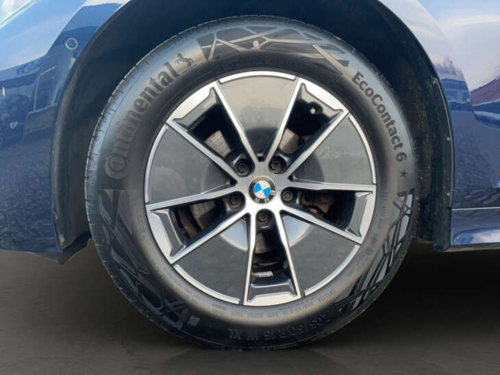 BMW 318 - Foto Nr. 04 - Bildvorschau