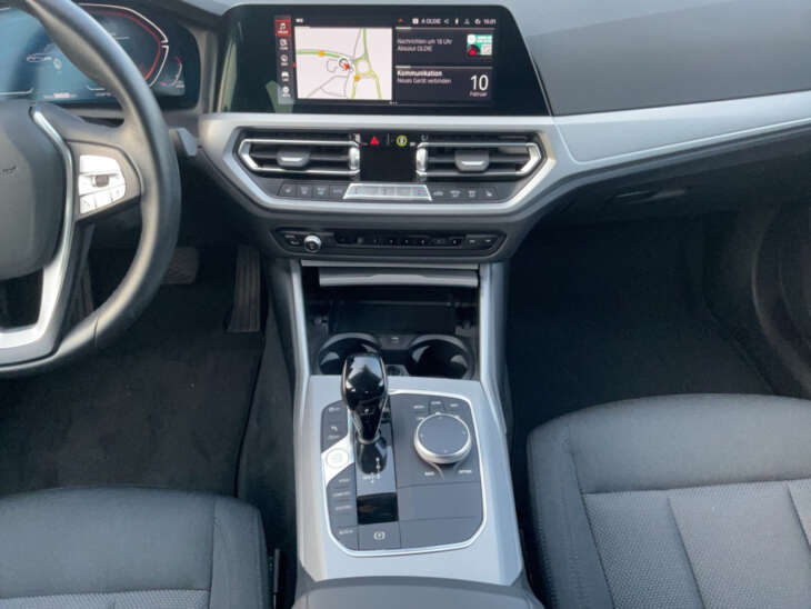 BMW 318 - Foto Nr. 12 - Bildvorschau