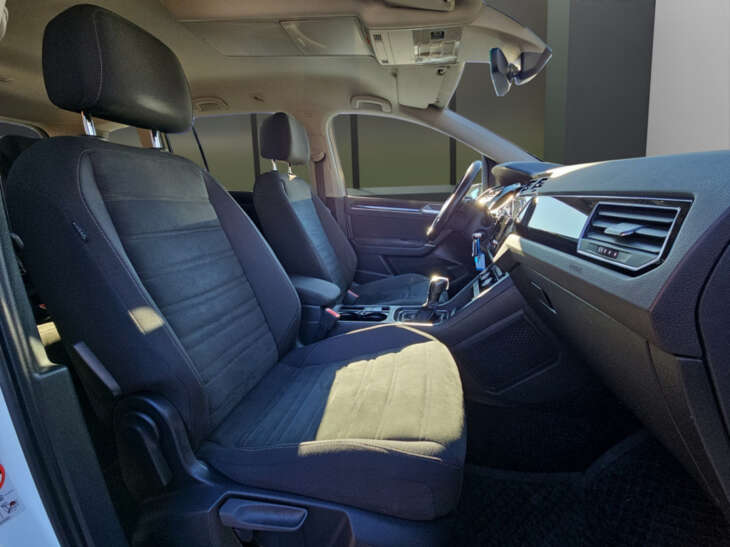 VW Touran - Foto Nr. 05 - Bildvorschau