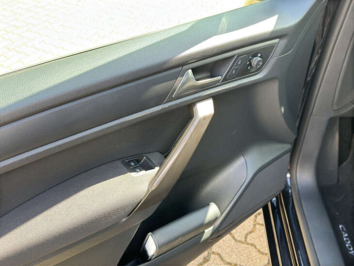 VW Caddy - Foto Nr. 16 - Bildvorschau