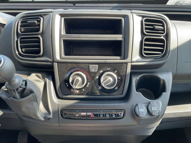 KARMANN 600 - Foto Nr. 10 - Bildvorschau