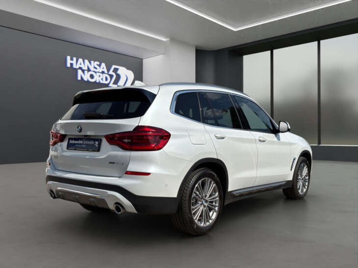 BMW X3 - Foto Nr. 02 - Bildvorschau