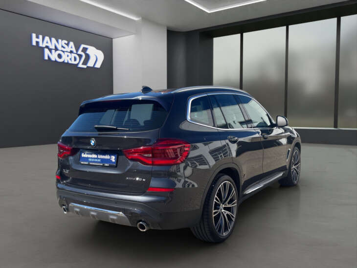 BMW X3 - Foto Nr. 02 - Bildvorschau
