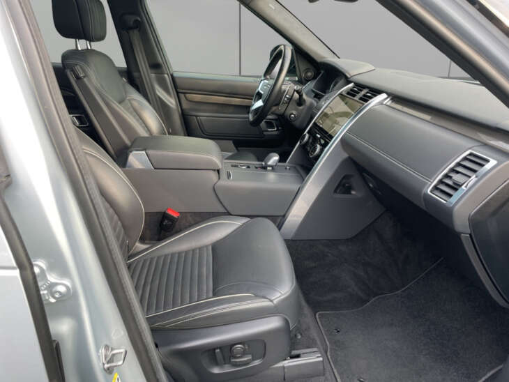 LAND ROVER Discovery - Foto Nr. 04 - Bildvorschau