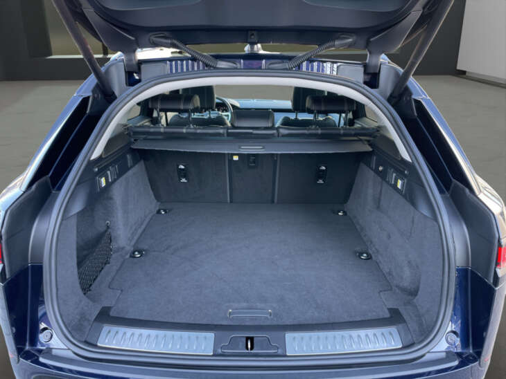 LAND ROVER Range Rover Velar - Foto Nr. 16 - Bildvorschau