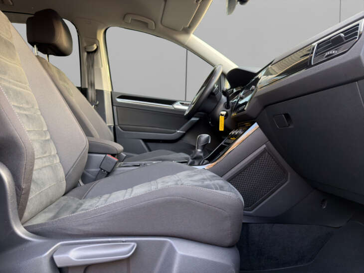 VW Touran - Foto Nr. 05 - Bildvorschau