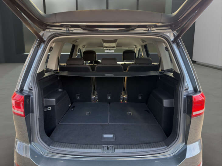 VW Touran - Foto Nr. 13 - Bildvorschau