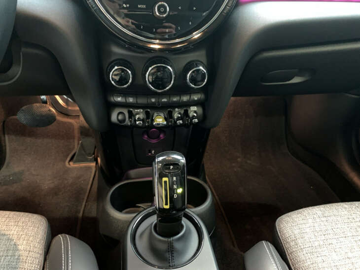 MINI COOPER - Foto Nr. 13 - Bildvorschau