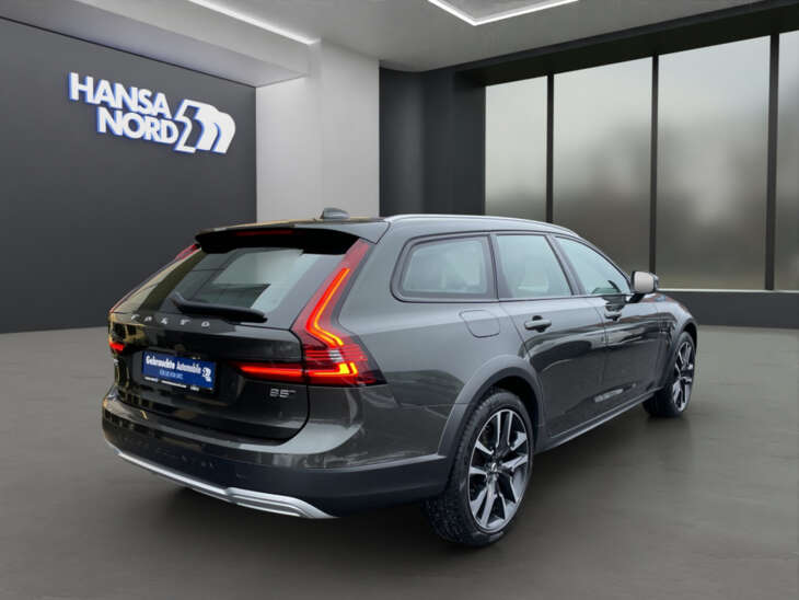 VOLVO V90 CC - Foto Nr. 02 - Bildvorschau