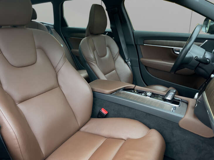 VOLVO V90 CC - Foto Nr. 03 - Bildvorschau