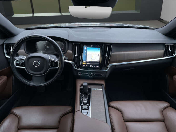 VOLVO V90 CC - Foto Nr. 04 - Bildvorschau